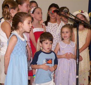 CHildren Singing